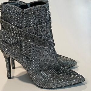 Gianni Bini Gray Vinya Rhinestone Ankle Booties, Studded Boots Size 7 With Box
